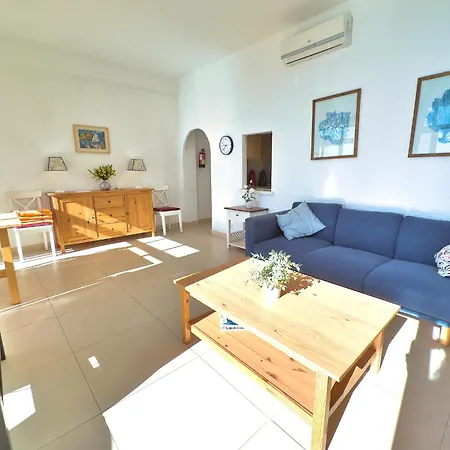Skol 933 Fantastic Two Bedrooms On The 9th Floor With Amazing Sea Views מארבלה