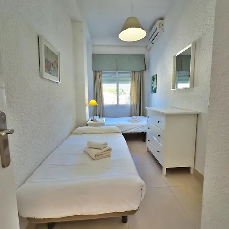 Skol 933 Fantastic Two Bedrooms On The 9th Floor With Amazing Sea Views Apartmán *