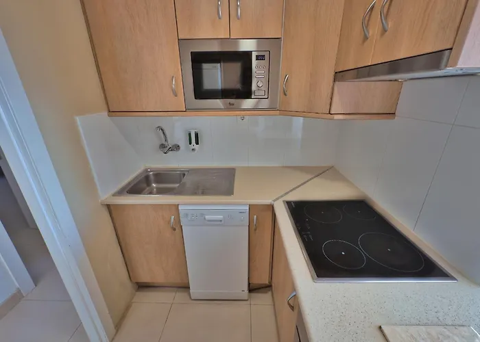 Διαμέρισμα Skol 933 Fantastic Two Bedrooms On The 9th Floor With Amazing Sea Views *