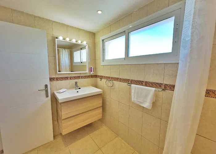 Skol 933 Fantastic Two Bedrooms On The 9th Floor With Amazing Sea Views Appartement Marbellac