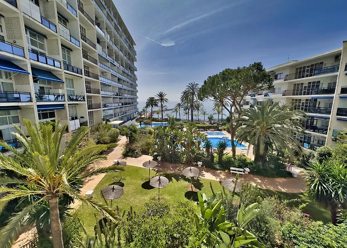 Skol 933 Fantastic Two Bedrooms On The 9th Floor With Amazing Sea Views *