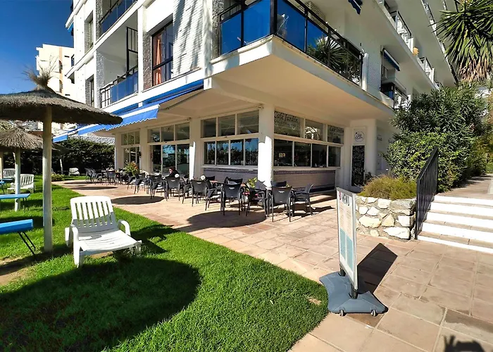 Skol 933 Fantastic Two Bedrooms On The 9th Floor With Amazing Sea Views